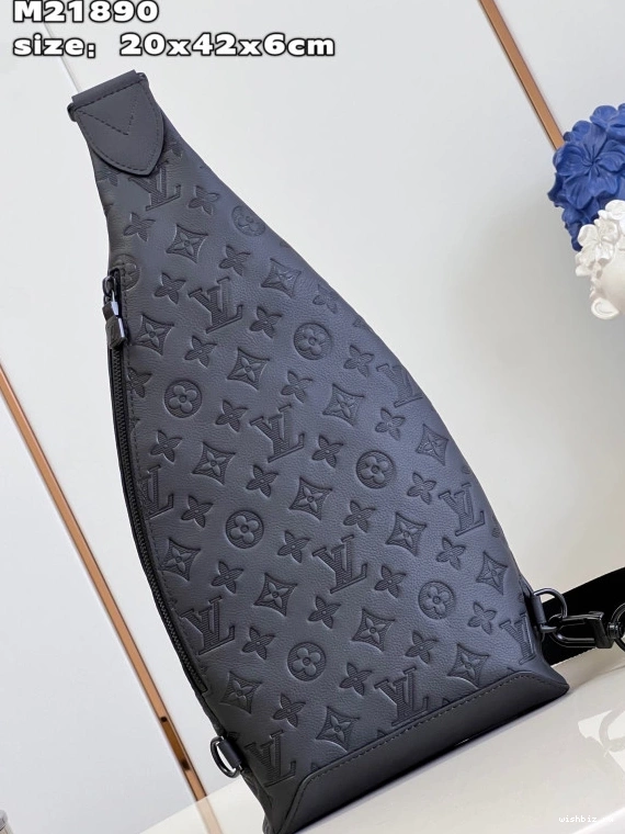 WIS Duo LOUIS VUITTON Slingbag 0215